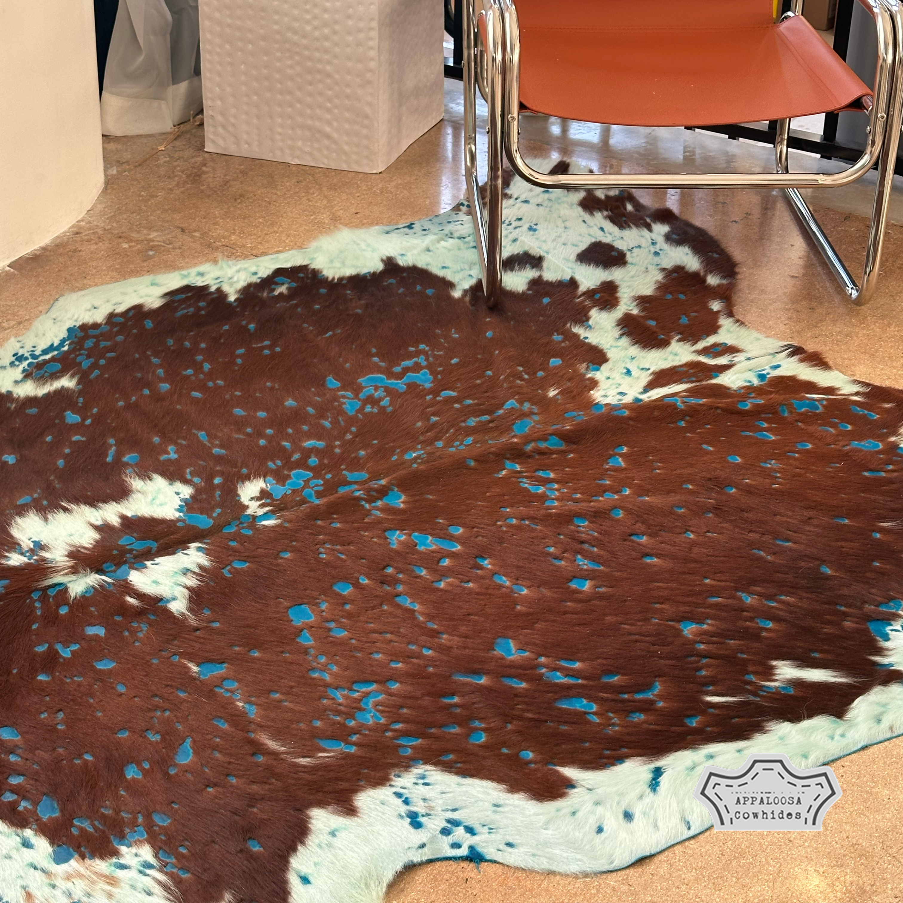 Turquoise Devore on Brown & White
